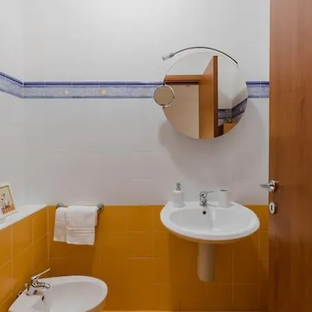 Cinecitta Incantevole E Moderno 2+2+1 Ac Wifi Apartment Rome