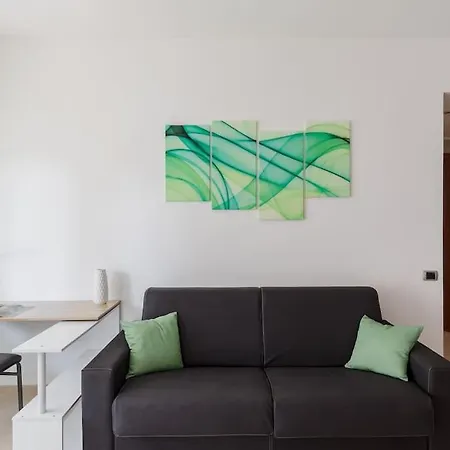Cinecitta Incantevole E Moderno 2+2+1 Ac Wifi Apartment