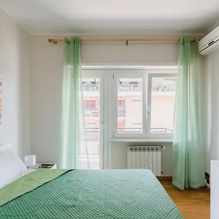 Cinecitta Incantevole E Moderno 2+2+1 Ac Wifi Apartment *
