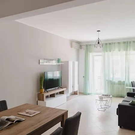 شقة Cinecitta Incantevole E Moderno 2+2+1 Ac Wifi *