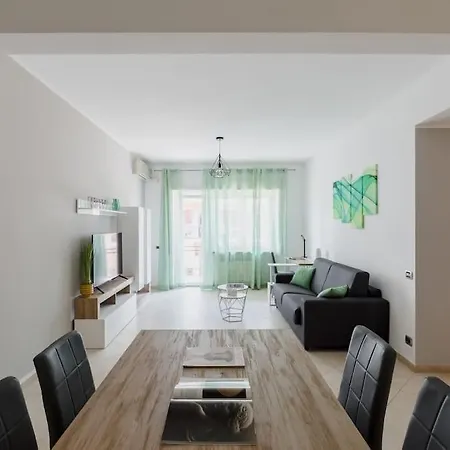 Appartement Cinecittà Incantevole E Moderno 2+2+1 Ac Wifi
